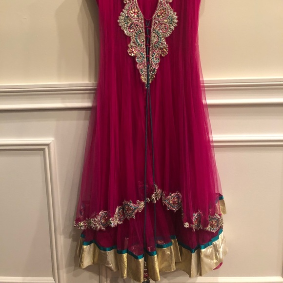 Indian party outfit - Picture 2 of 5